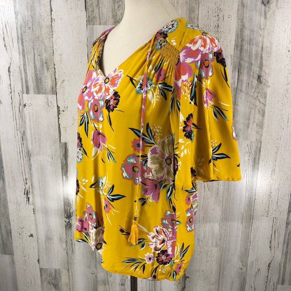 DR2 Women's Yellow Floral High Low Blouse Sz M - Picture 5 of 11